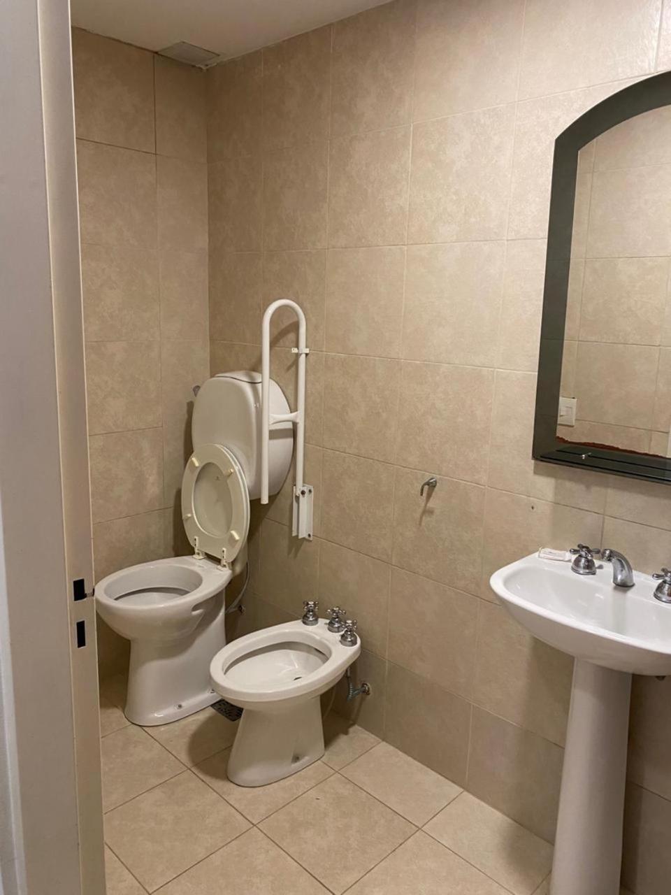 De Los Arroyos Apart Hotel ซานนิโกลัส เด ลอสอาร์โรโยส ภายนอก รูปภาพ